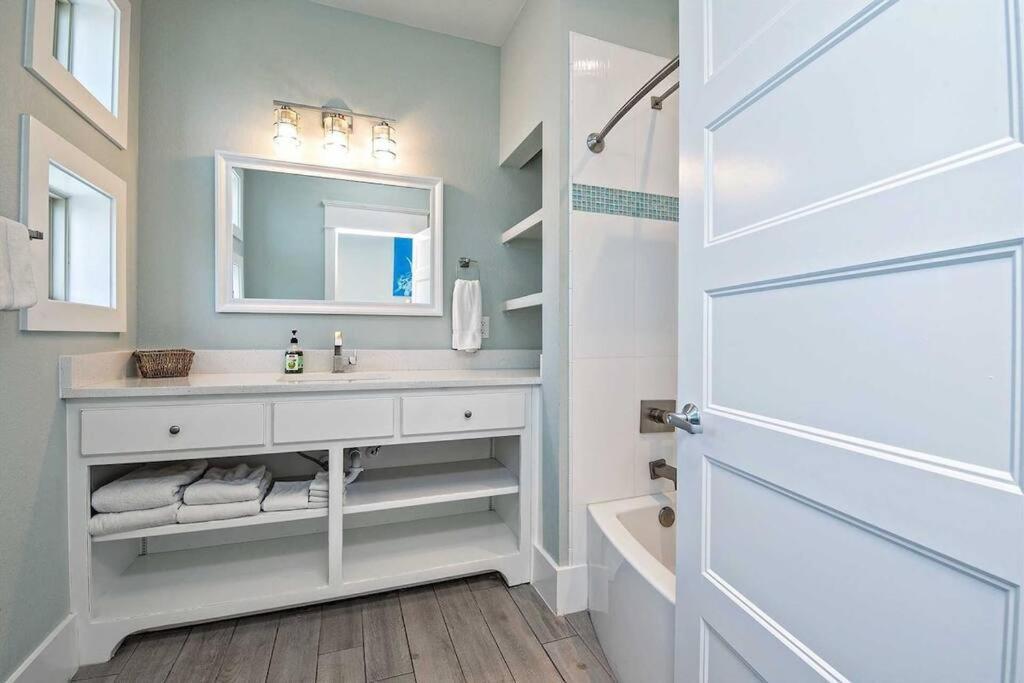 Beachfront~8Bedrooms~Lemonshello Gulf Shores Exteriér fotografie